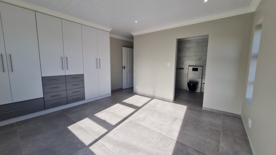 3 Bedroom Property for Sale in Dana Bay Western Cape